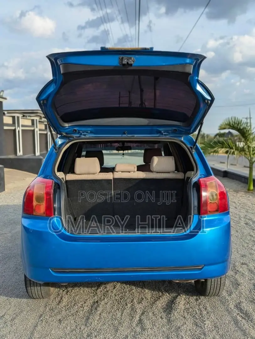 Toyota Corolla RunX 2005 Blue