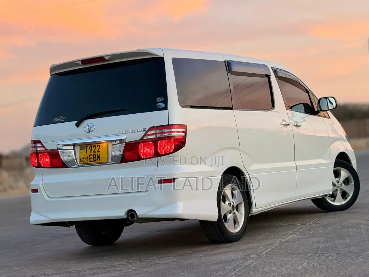 Toyota Alphard 2005 White