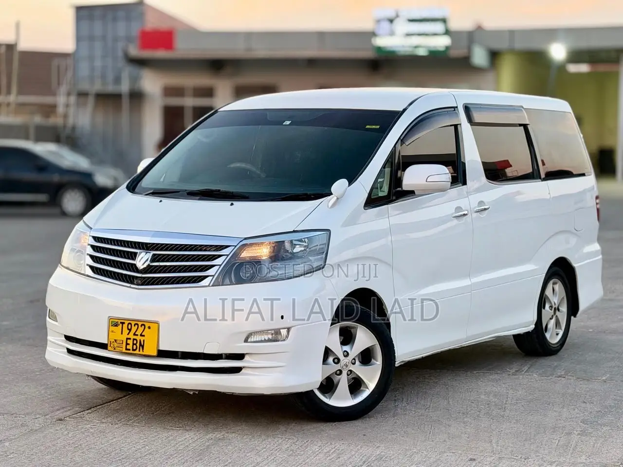 Toyota Alphard 2005 White