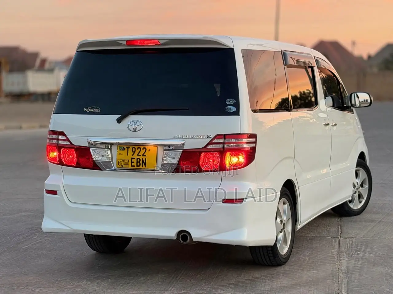 Toyota Alphard 2005 White