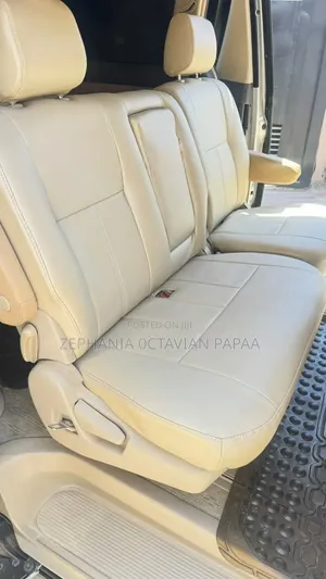 Toyota Alphard 2004 Silver