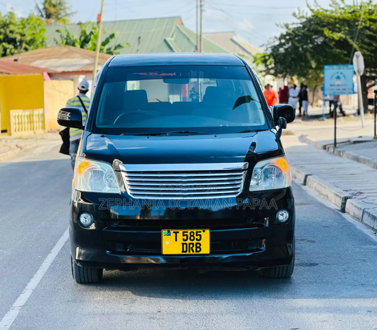 Toyota Noah 2005 Black