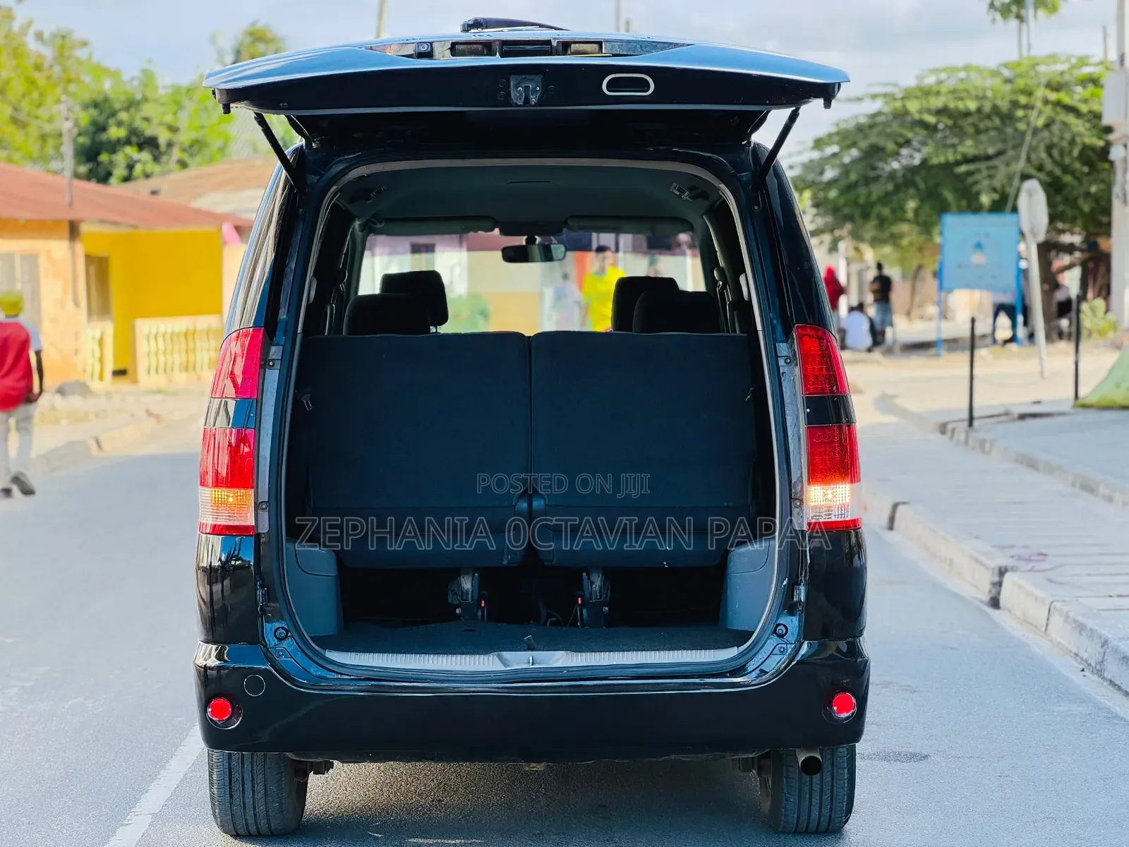 Toyota Noah 2005 Black