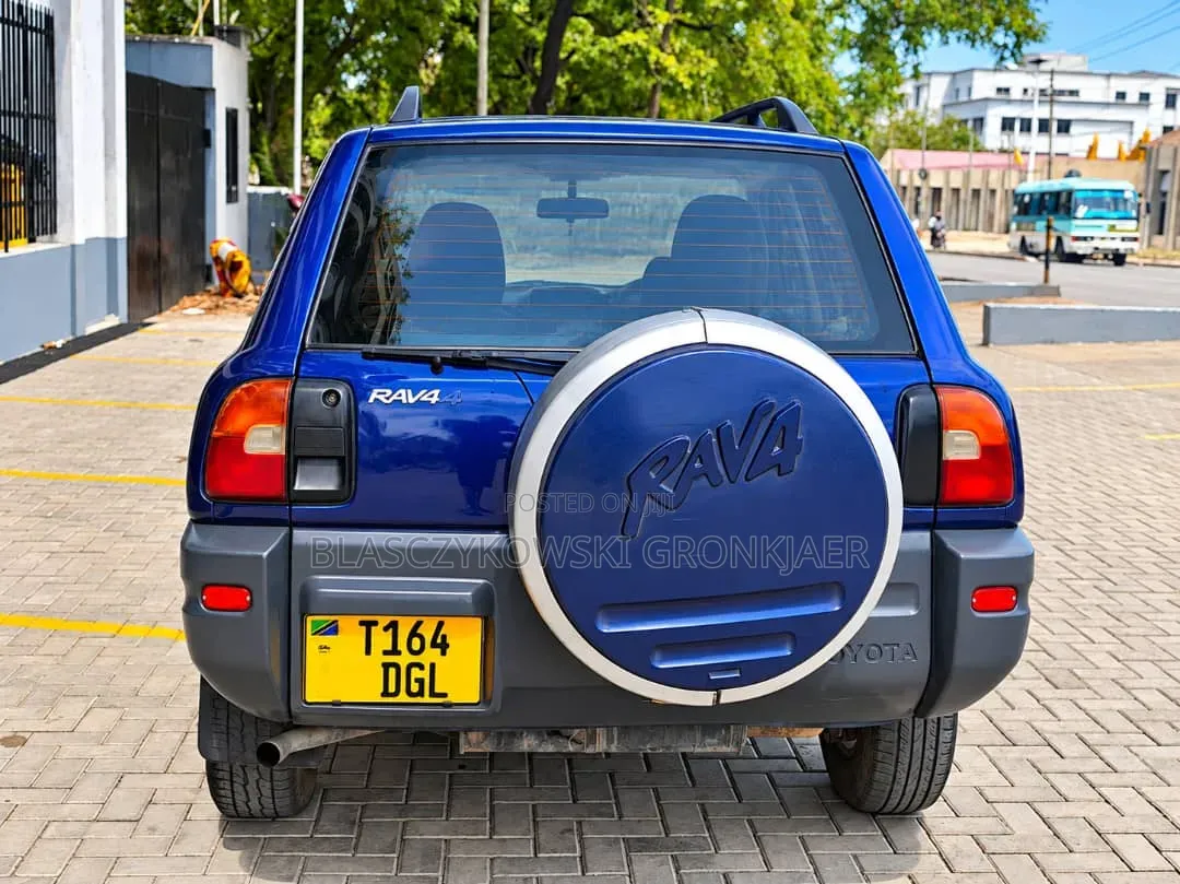 Toyota RAV4 Base 4x4 1999 Blue