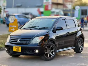 Toyota IST 2006 Black