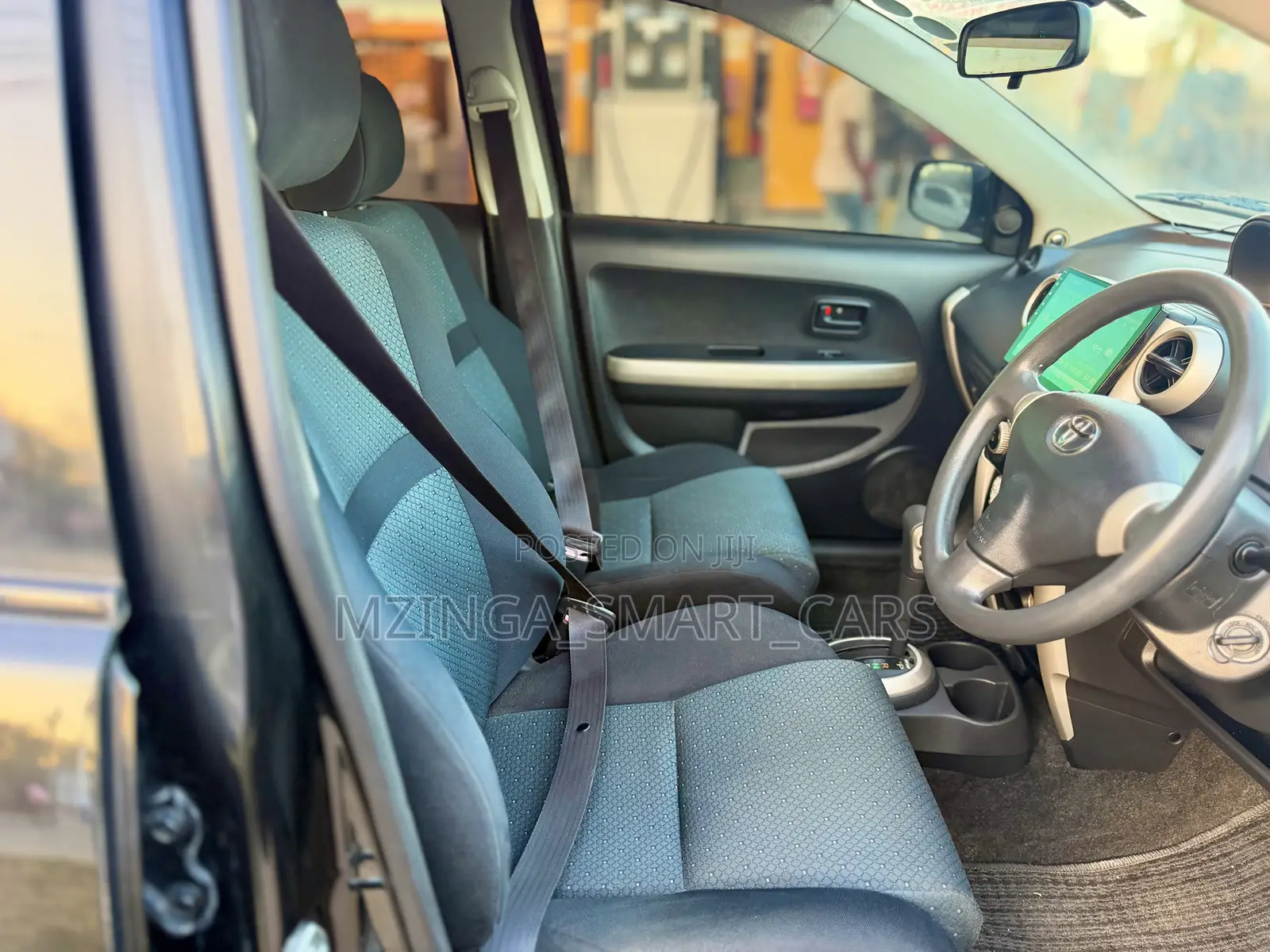 Toyota IST 2006 Black
