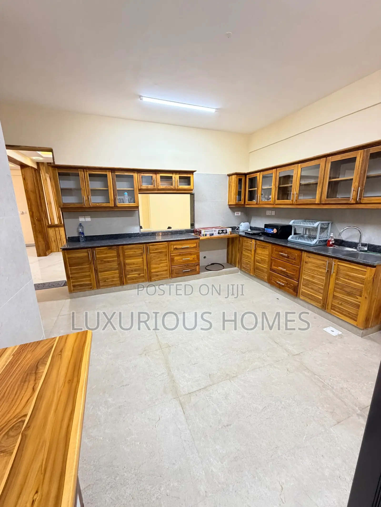 Furnished 3bdrm Apartment in Upanga West for rent