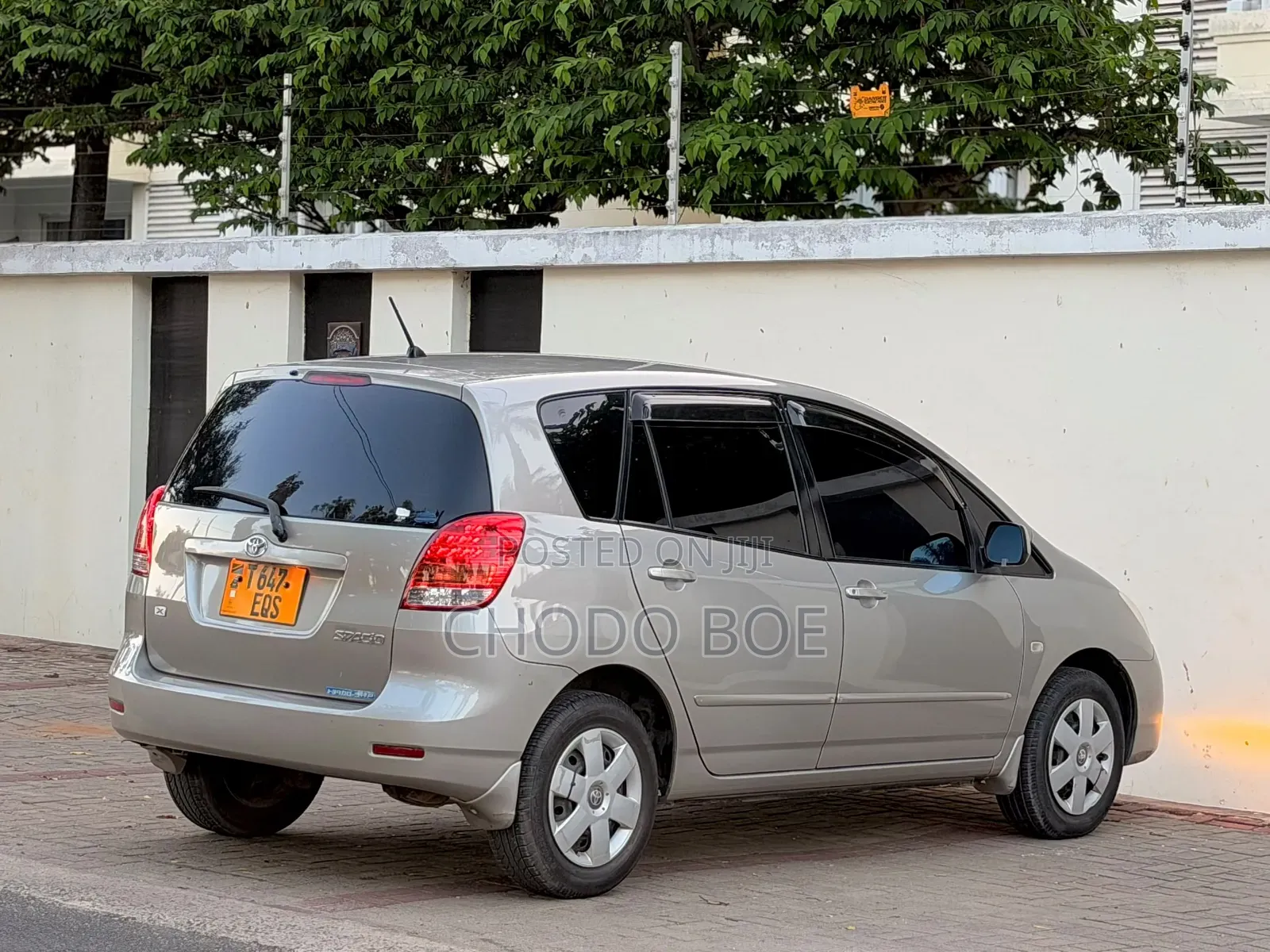 Toyota Corolla Spacio 2005 Gold