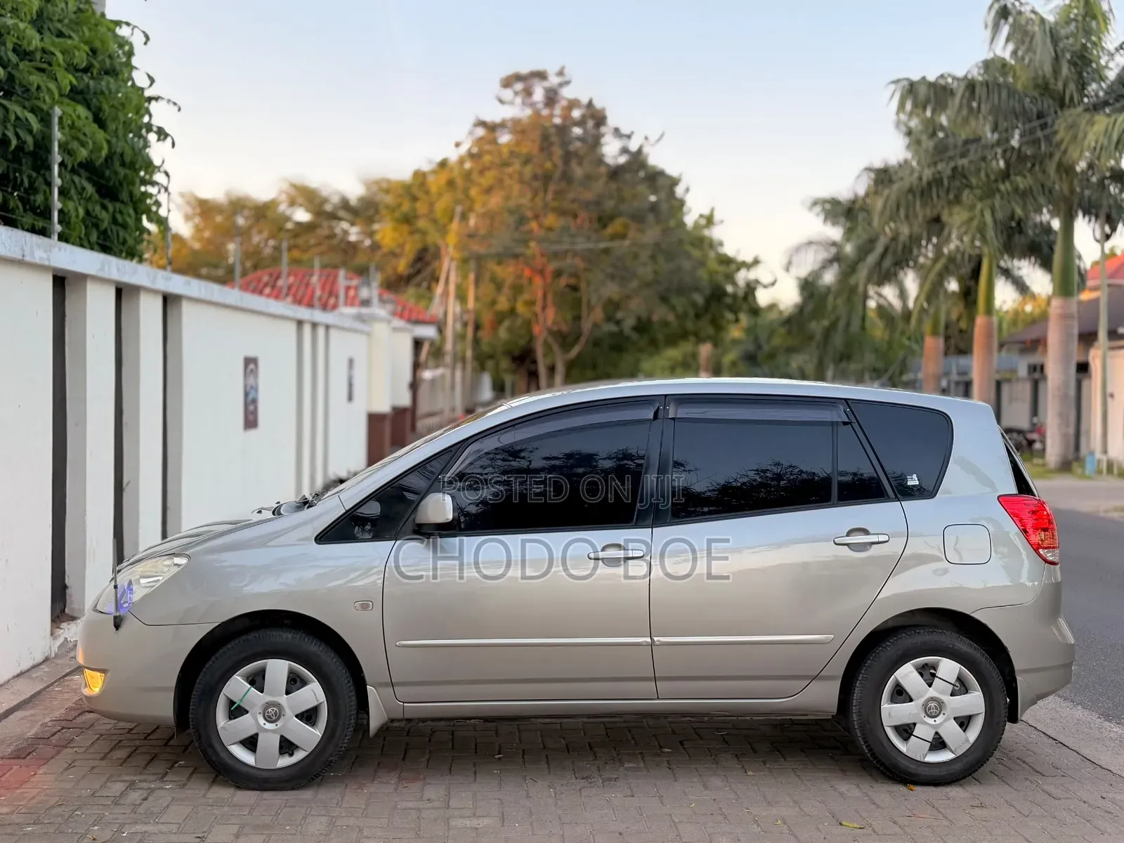 Toyota Corolla Spacio 2005 Gold