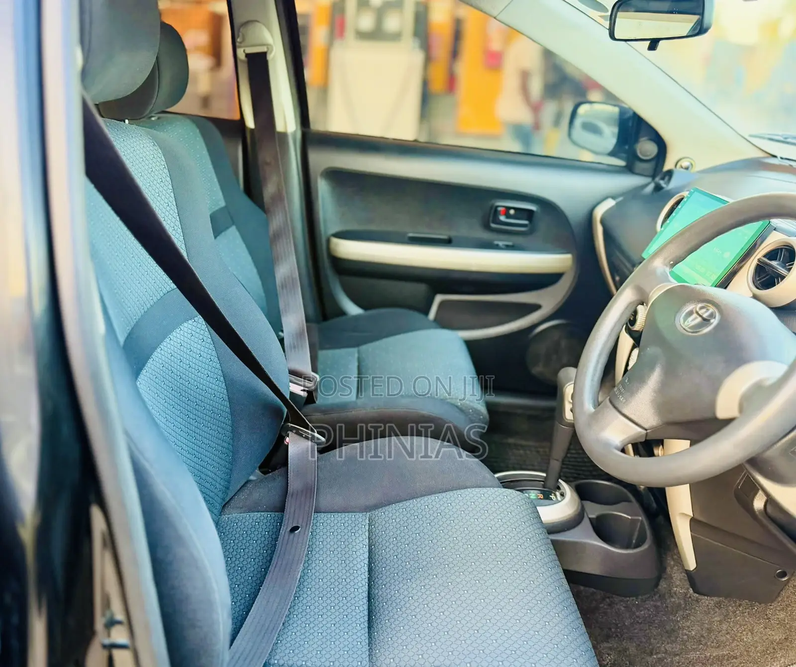 Toyota IST 2005 Black