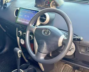 Toyota IST 2005 Black