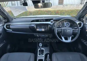 Toyota Hilux Revo Double Cab Deisel 2.4 AWD 2022 Pearl