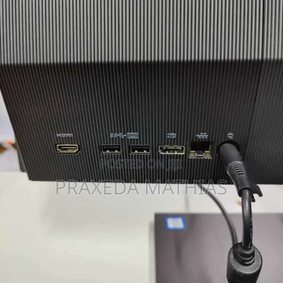 Desktop Computer HP ProOne 600 8GB Intel Core i3 SSD 512GB