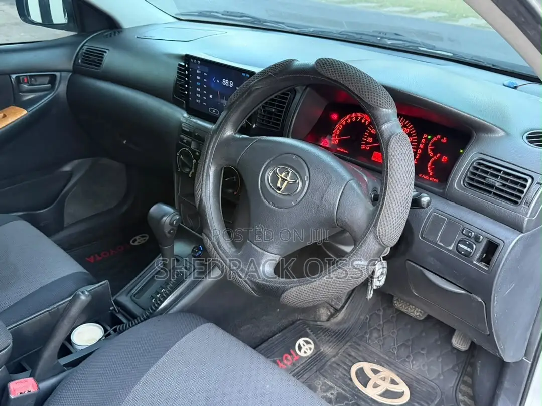Toyota Corolla RunX 2005 Silver