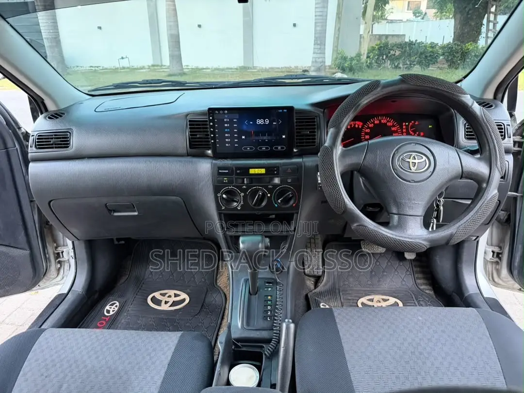 Toyota Corolla RunX 2005 Silver