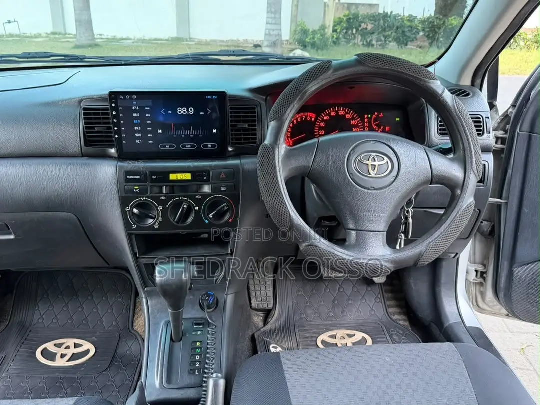 Toyota Corolla RunX 2005 Silver