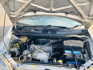 Toyota Nadia 2.0 150hp FWD 2000 Silver