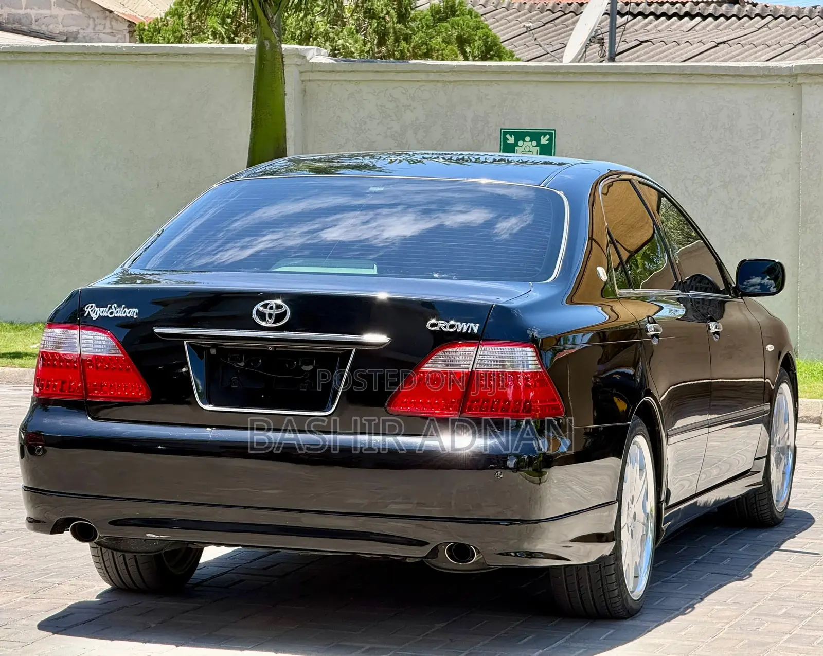 Toyota Crown Royale 2005 Black