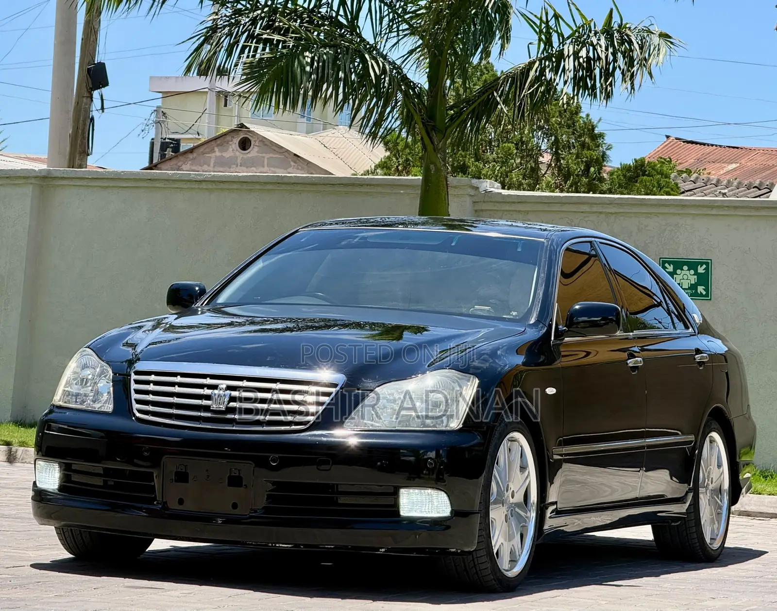 Toyota Crown Royale 2005 Black