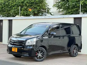 Toyota Noah 2009 Black