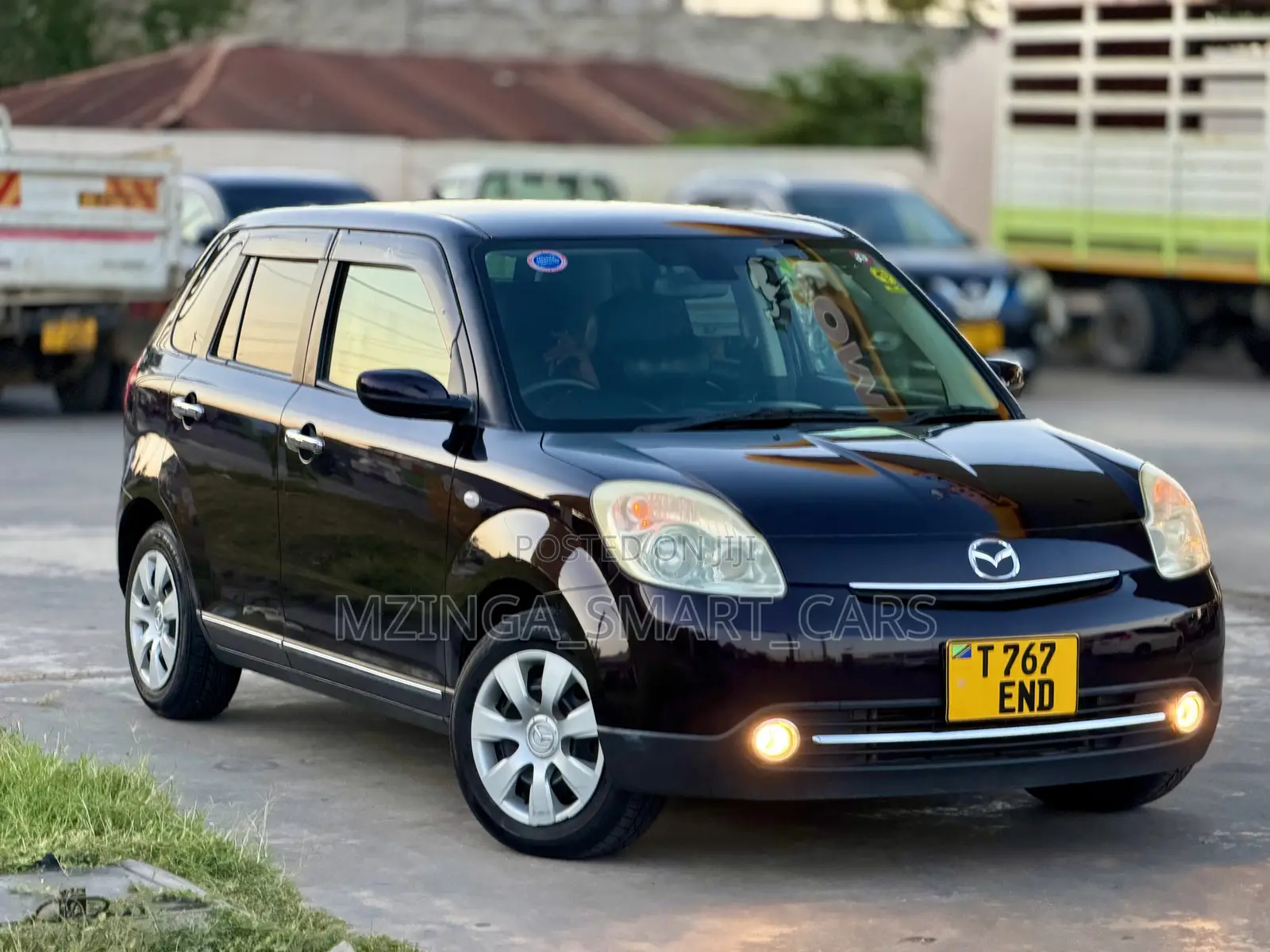 Mazda Verisa 2010 Maroon