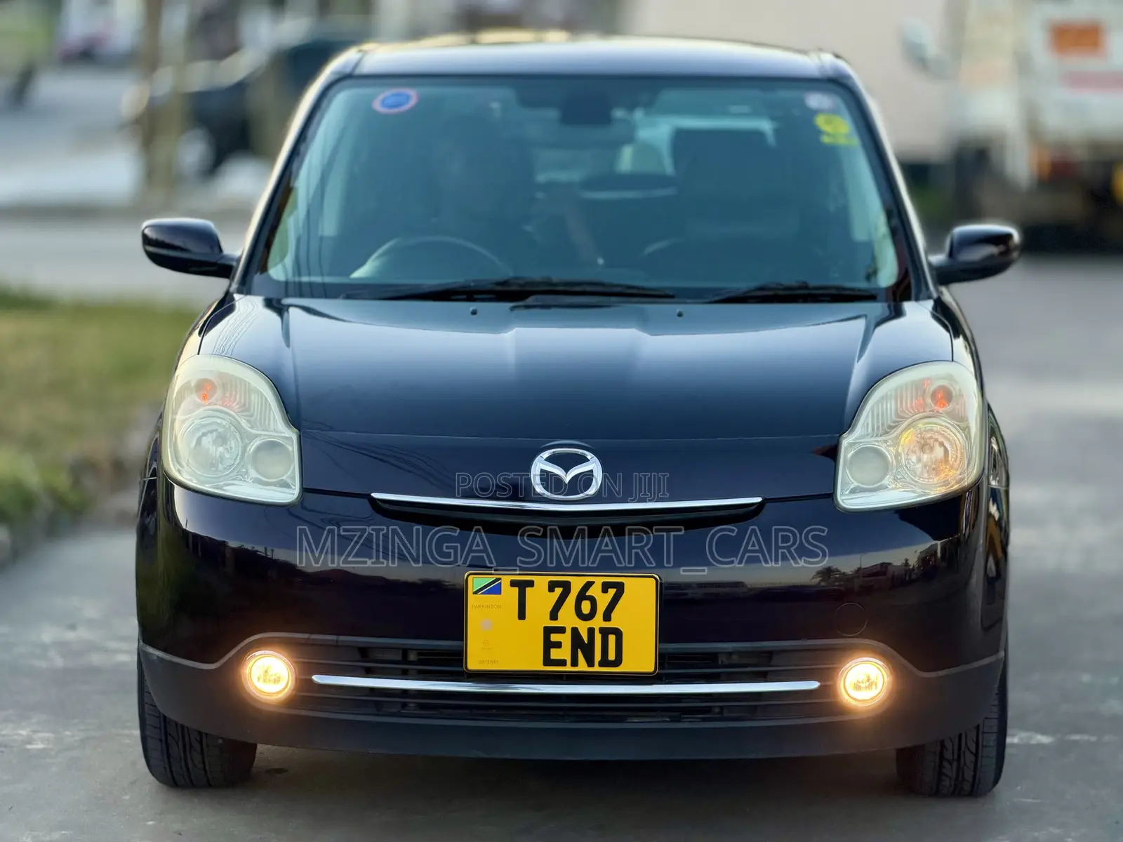 Mazda Verisa 2010 Maroon