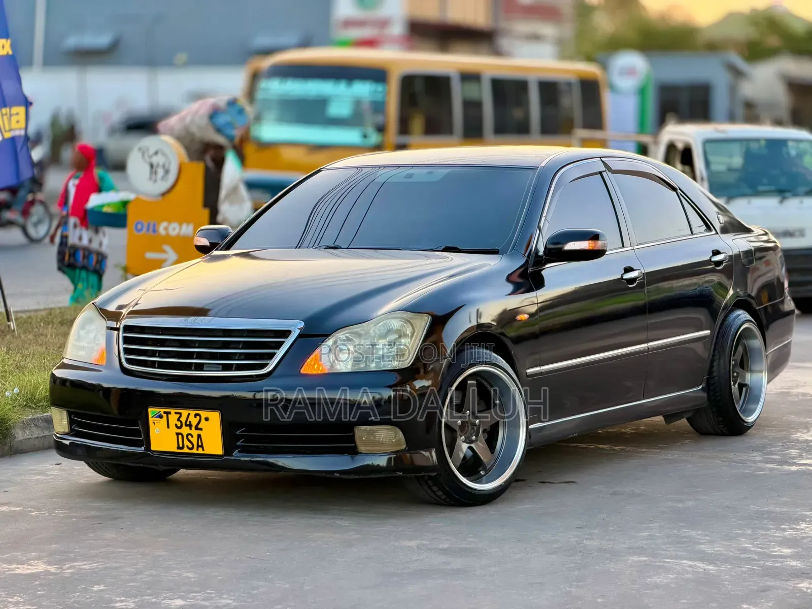 Toyota Crown Royale 2005 Black