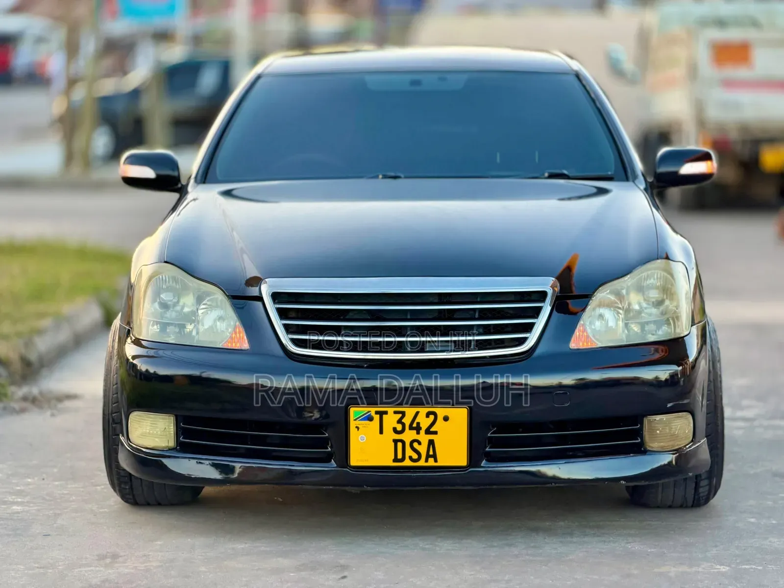 Toyota Crown Royale 2005 Black