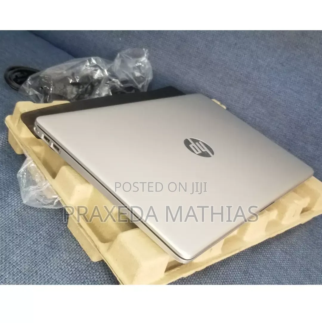 Laptop HP 15-da2933nia 8GB Intel Core i7 SSD 512GB