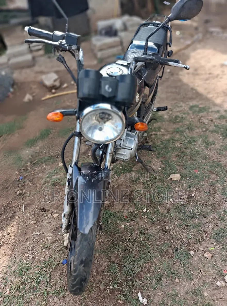 Yamaha YBR125 2001 Black