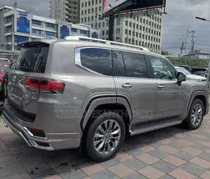 New Toyota Land Cruiser 2025 Beige
