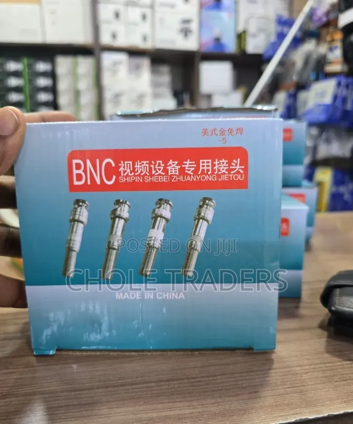 100pcs Solderless BNC Male Connectors for CCTV Camera Installations