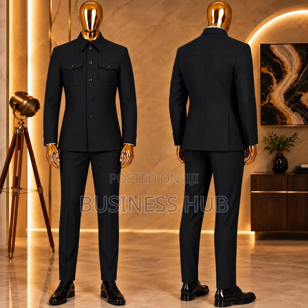 Caund Black Model Suit
