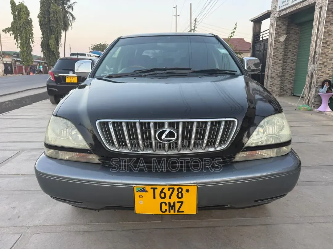 Toyota Harrier 2001 Black