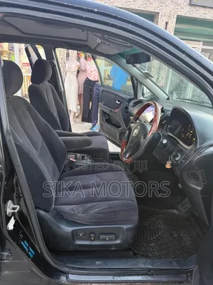 Toyota Harrier 2001 Black