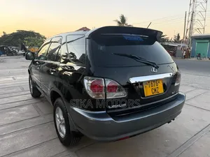 Toyota Harrier 2001 Black