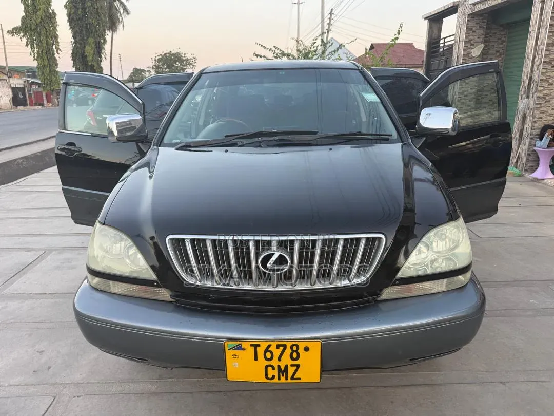 Toyota Harrier 2001 Black