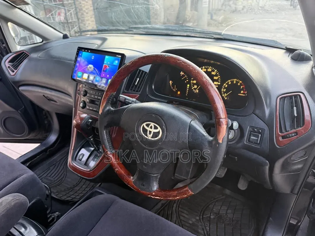 Toyota Harrier 2001 Black