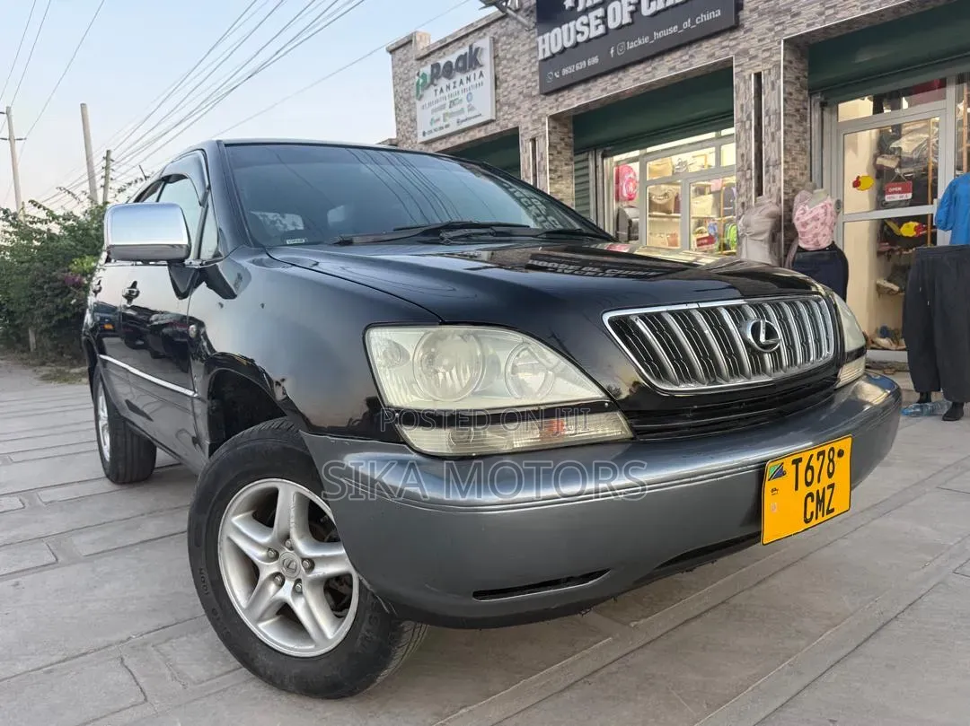 Toyota Harrier 2001 Black