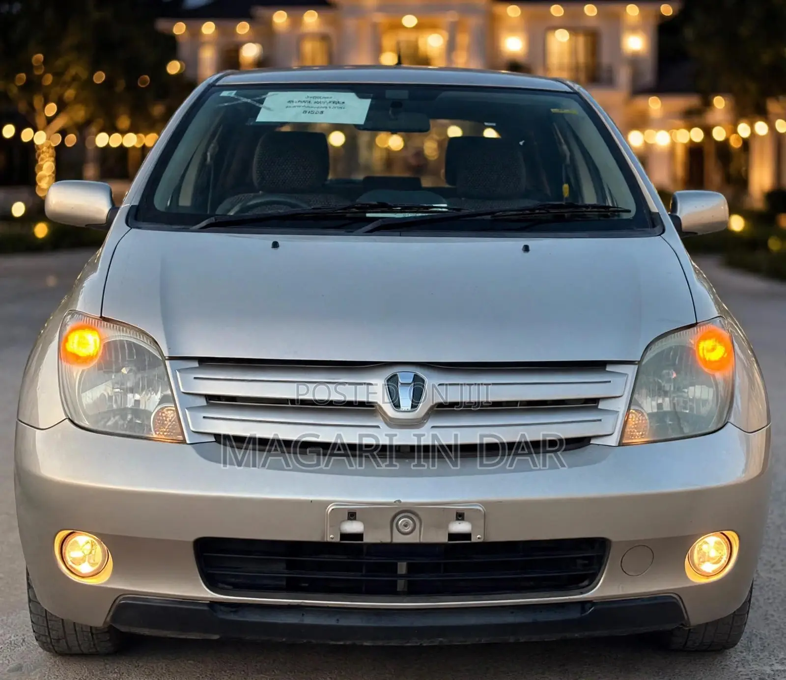 Toyota IST 2004 Gold