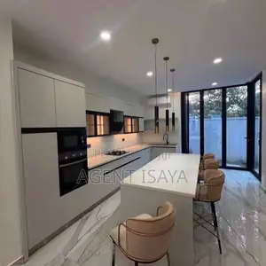 Furnished 4bdrm Apartment in Oyster Bay for rent