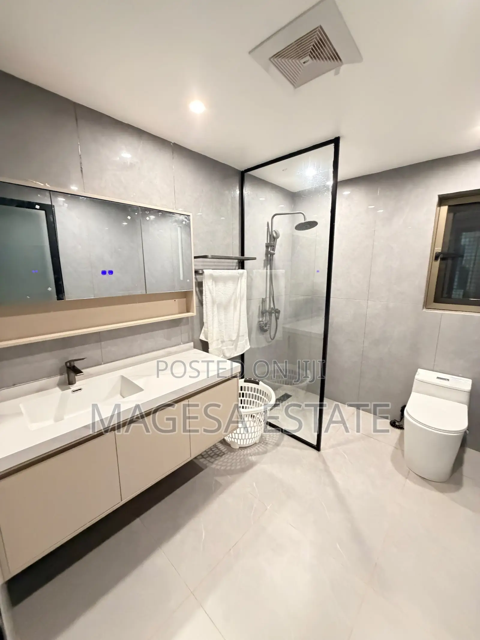 Furnished 3bdrm Apartment in Oyster Bay for sale
