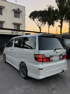 Toyota Alphard 2.4 Petrol FWD 2006 White