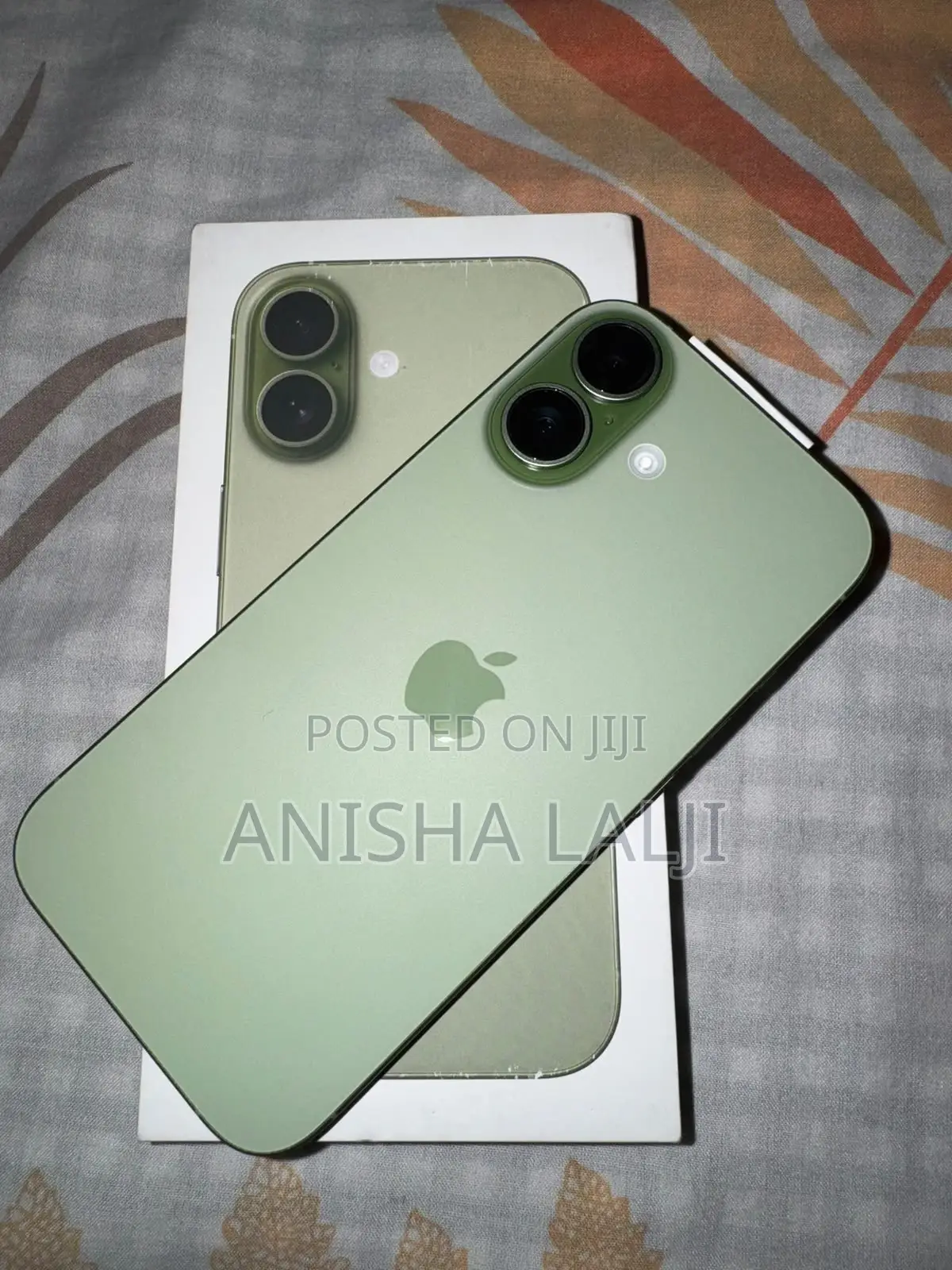 New Apple iPhone 17 256 GB Green