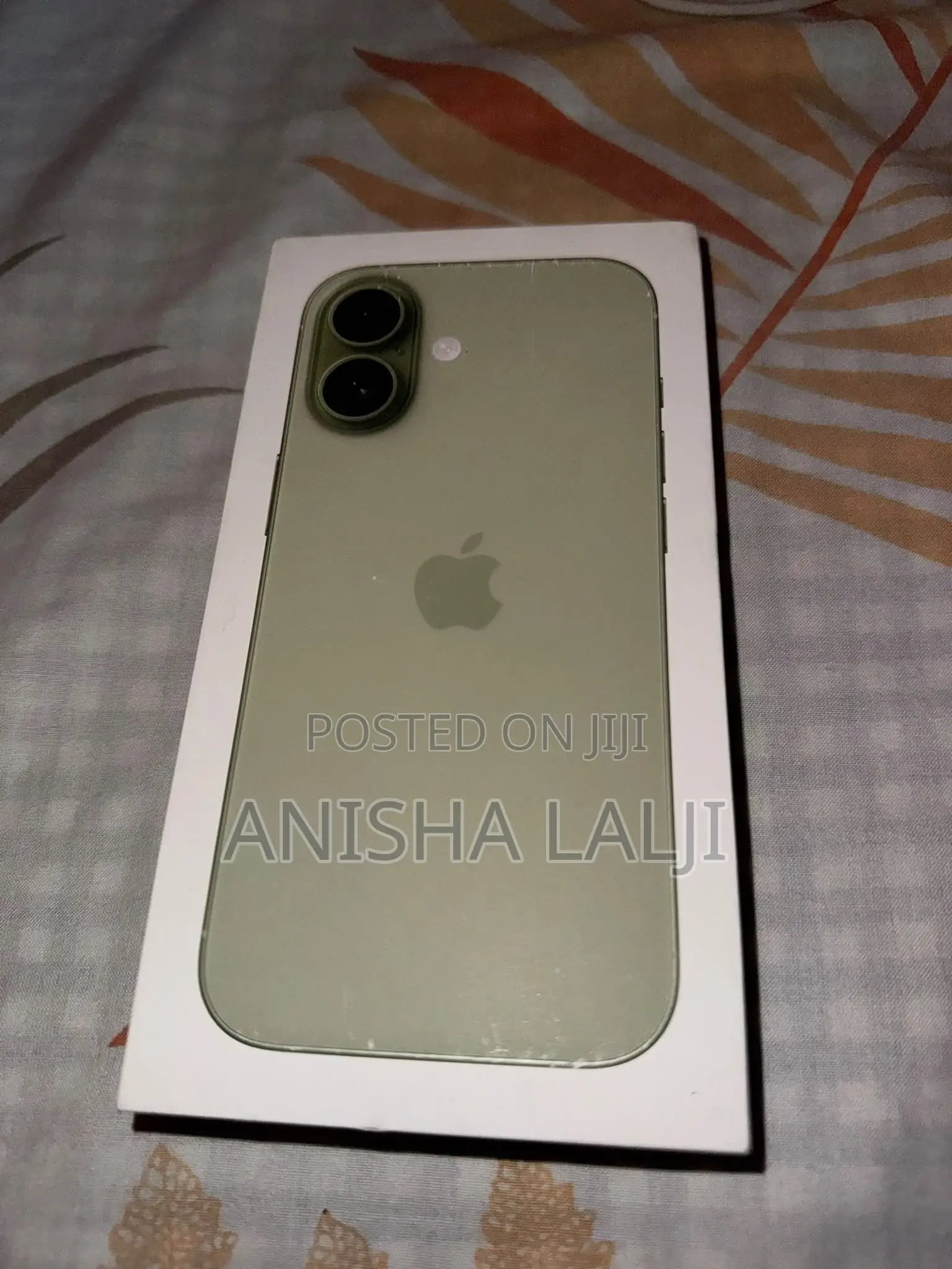 New Apple iPhone 17 256 GB Green