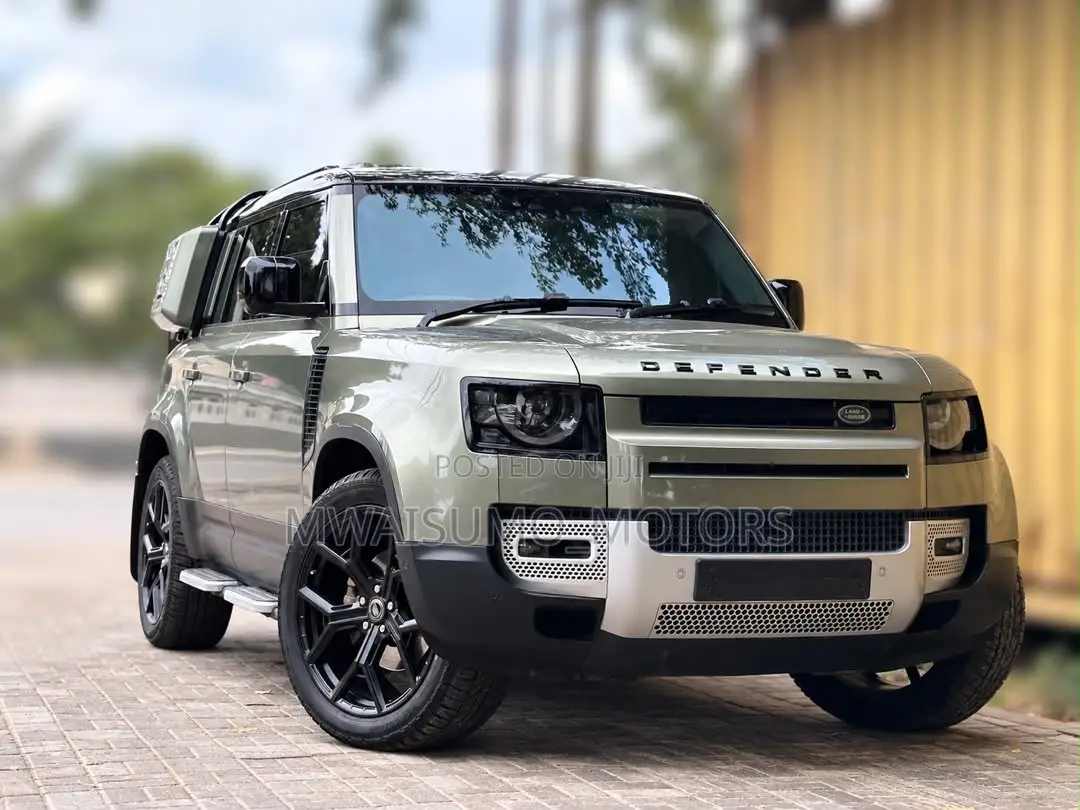 Land Rover Defender 2022 Silver
