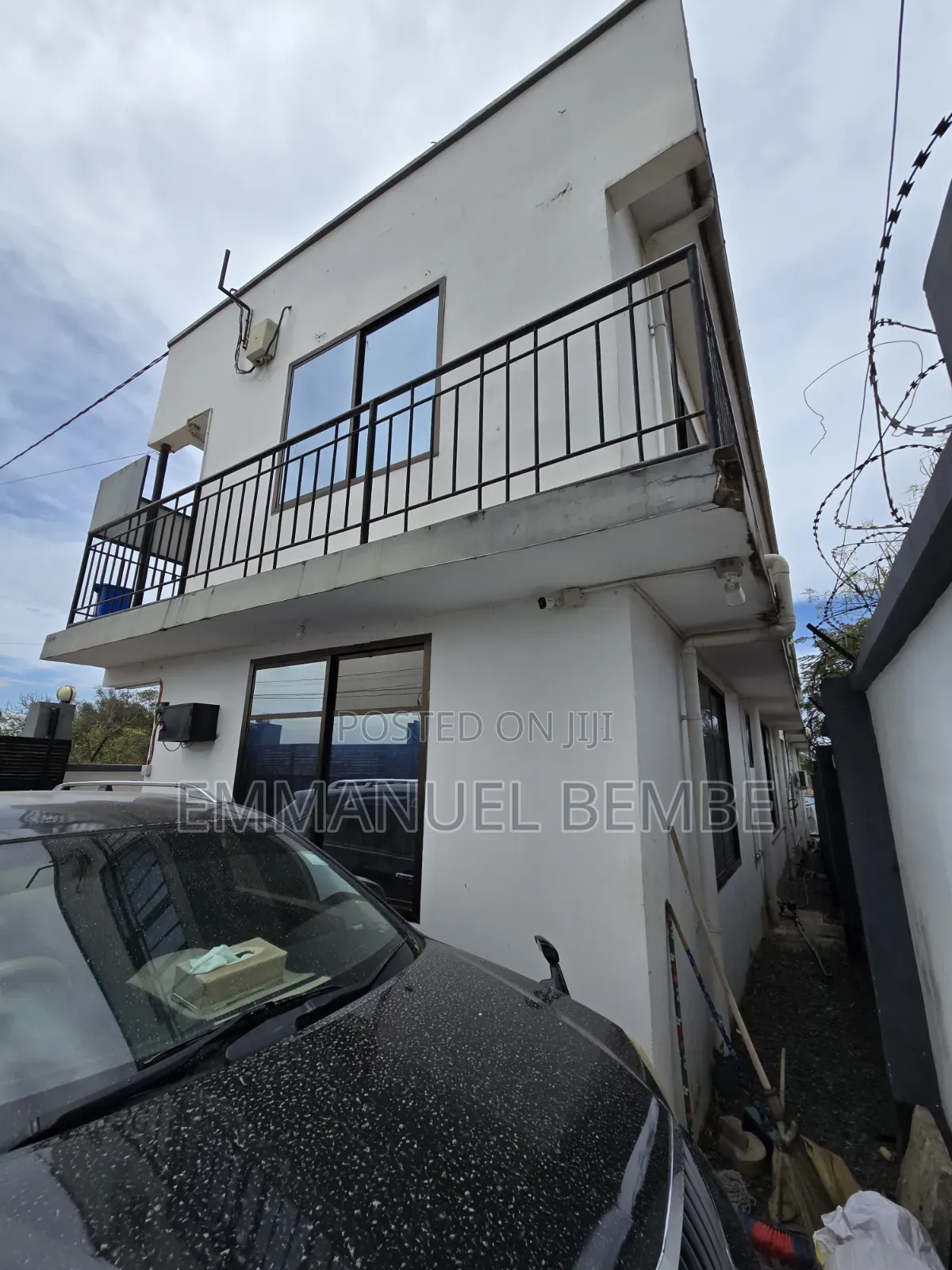 Furnished 10bdrm Apartment in Goba for sale