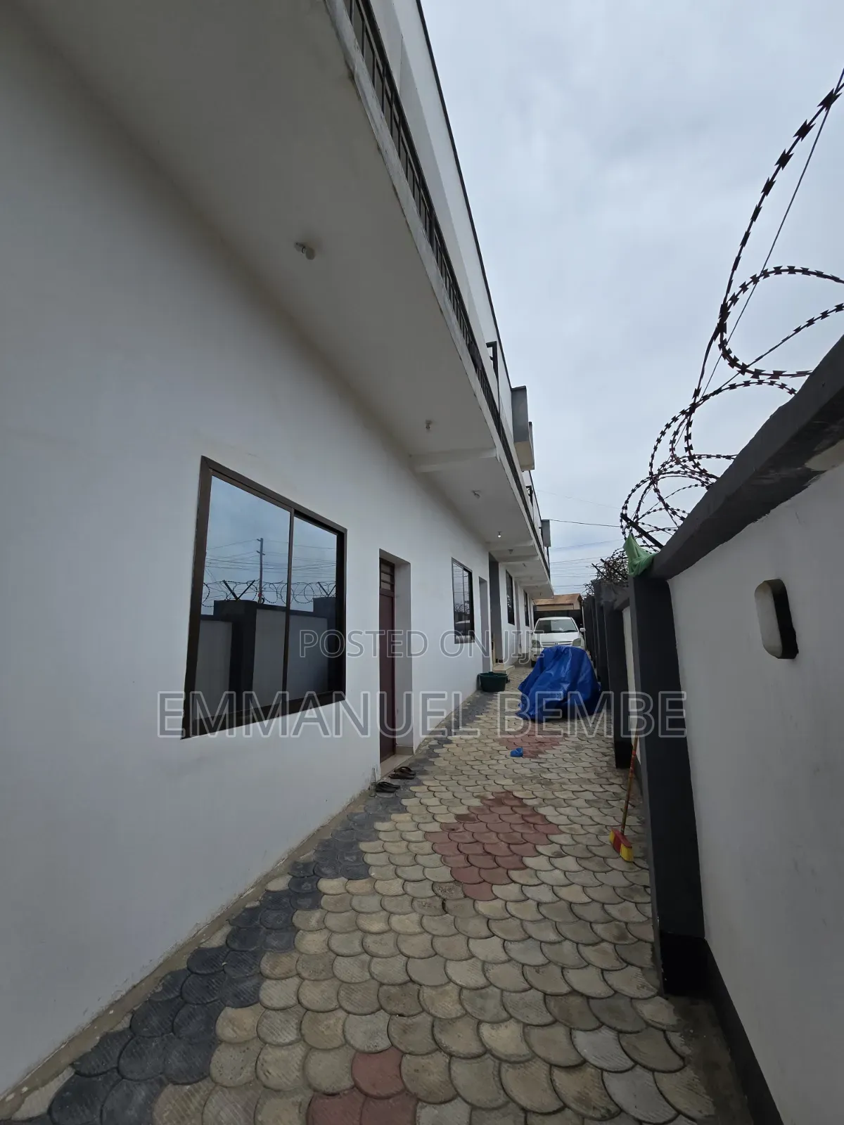 Furnished 10bdrm Apartment in Goba for sale