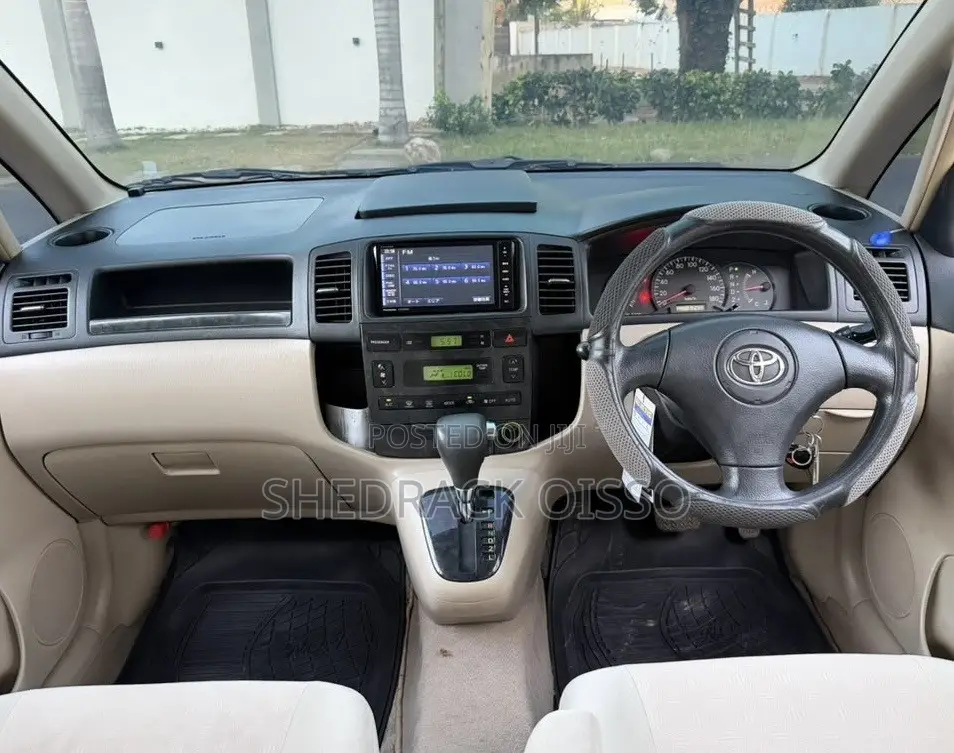 Toyota Corolla Spacio 2005 Silver