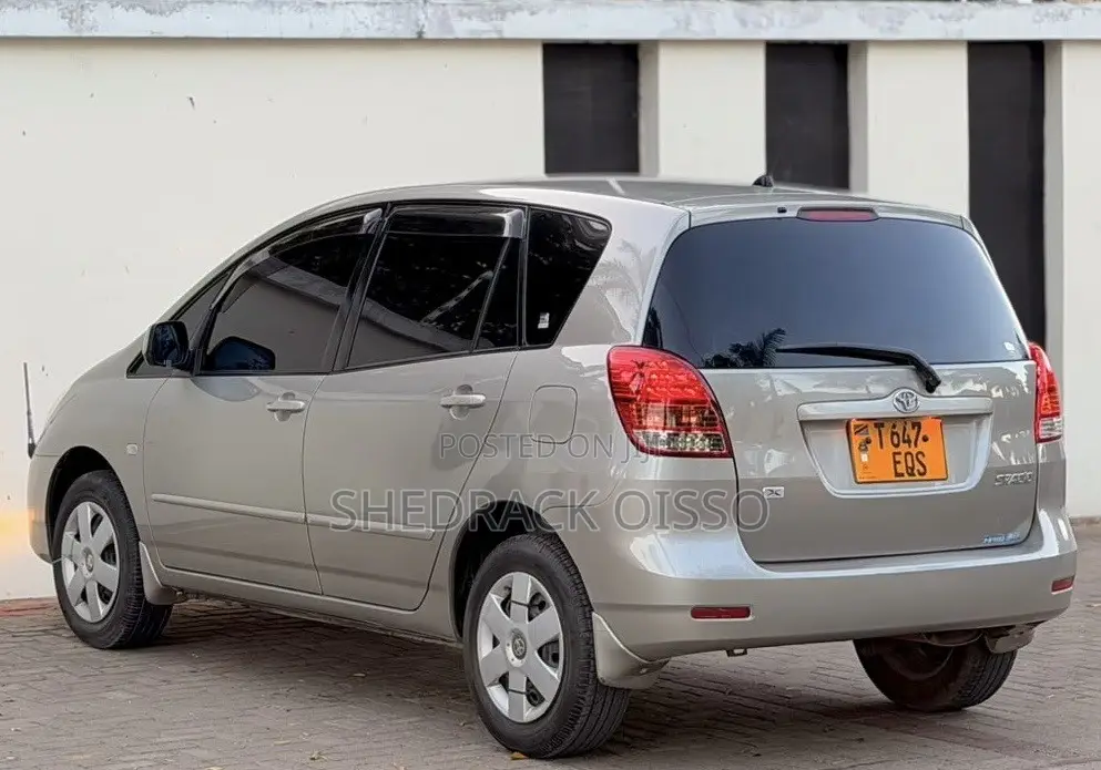 Toyota Corolla Spacio 2005 Silver
